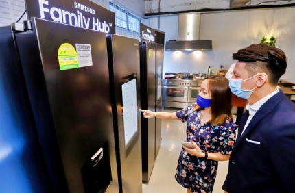 삼성전자 싱가포르 패밀리허브 냉장고 신제품 출시 행사. (제공=삼성전자)